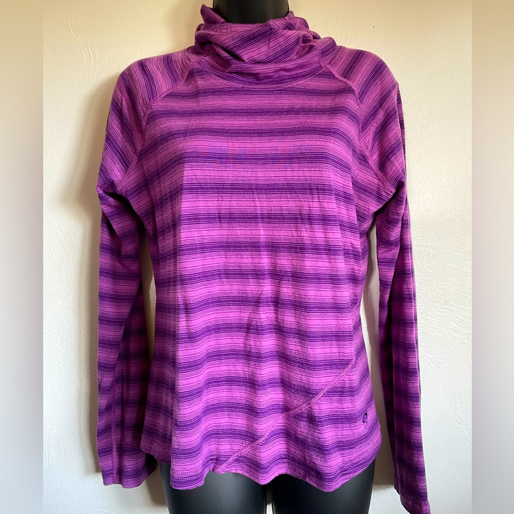 Mountain Hardware base layer